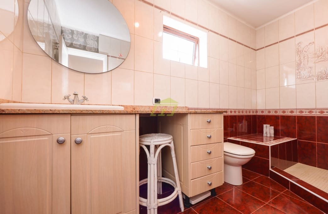 3 soverom Villa til salgs i Puerto del Carmen med svømmebasseng garasje - € 785 000 (Ref: 8967056)