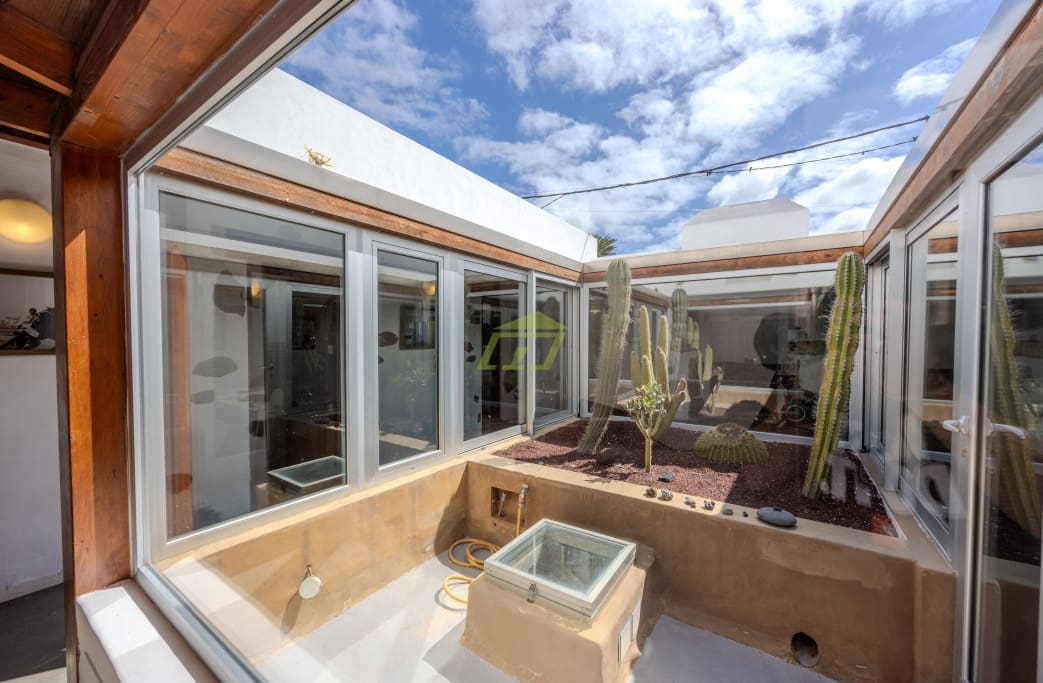 3 soveværelse Villa til salg i Los Valles med swimmingpool garage - € 775.000 (Ref: 8968740)