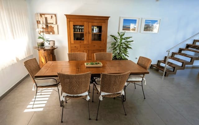 5 soveværelse Villa til salg i La Asomada, Tías med swimmingpool garage - € 1.140.000 (Ref: 8983305)