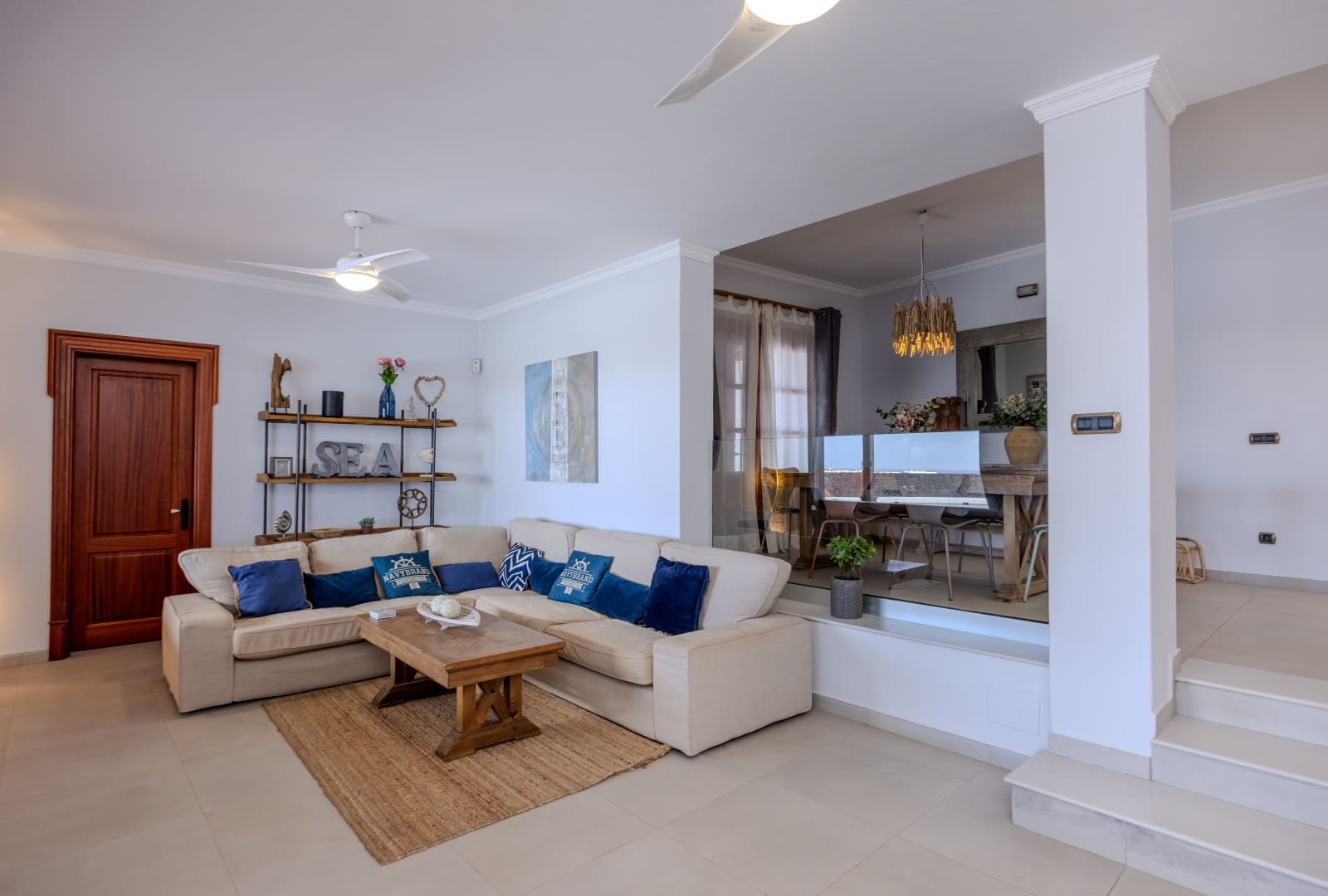 5 soverom Villa til salgs i Playa Blanca med svømmebasseng garasje - € 1 750 000 (Ref: 8992867)