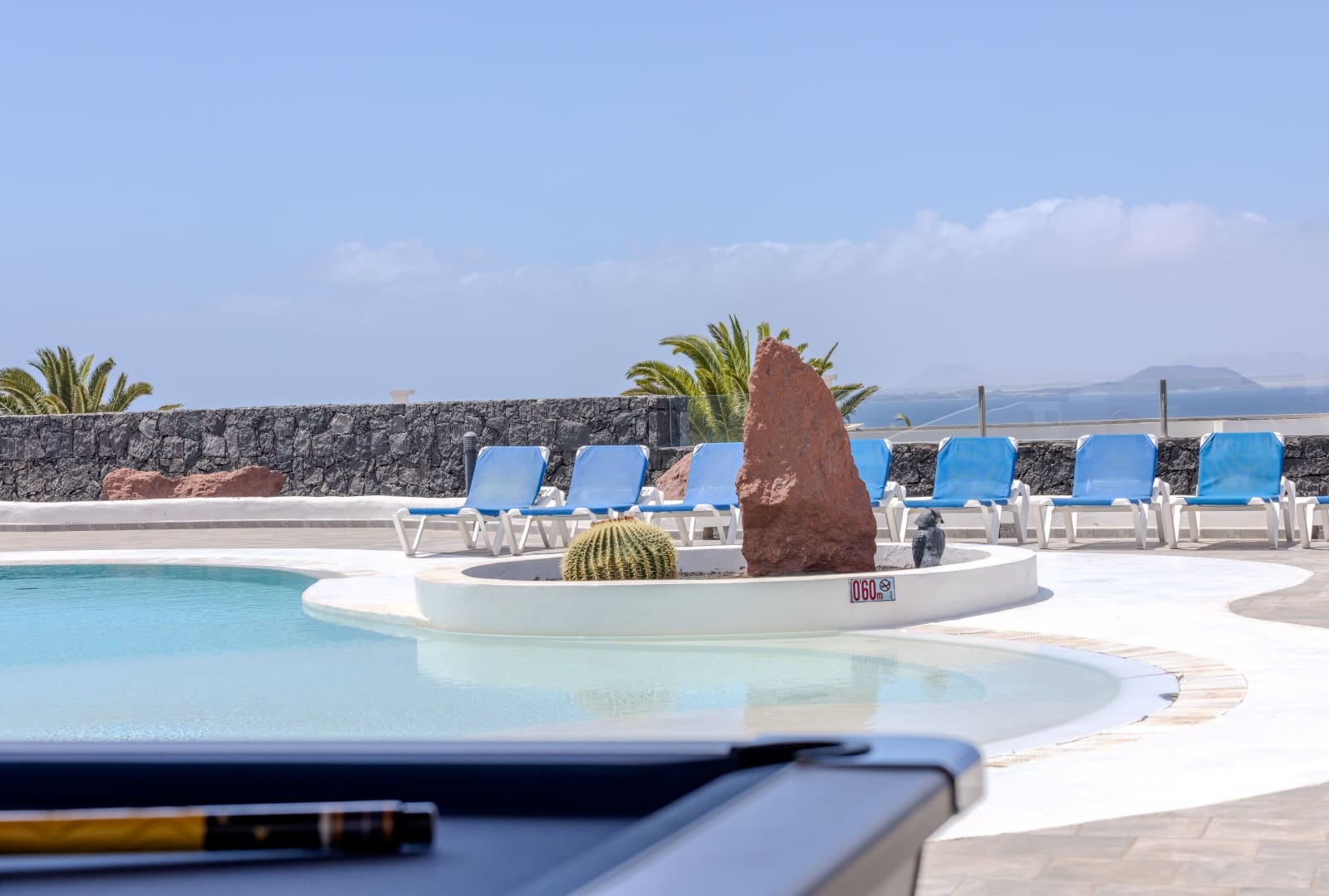 5 soverom Villa til salgs i Playa Blanca med svømmebasseng garasje - € 1 750 000 (Ref: 8992867)