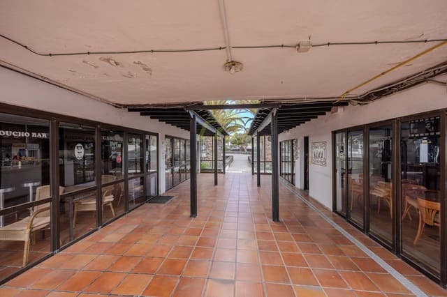 Gewerbe zu verkaufen in Puerto del Carmen, Tías - 320.000 € (Ref: 9035588)