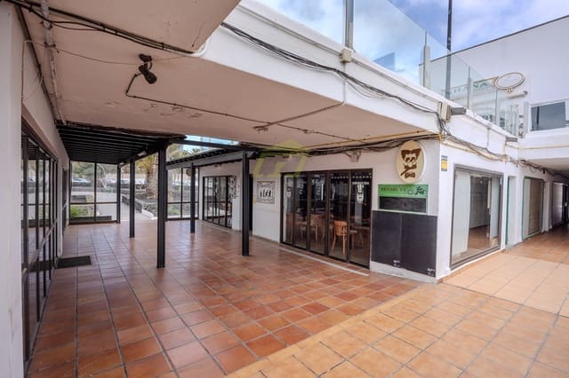 Commercial for sale in Puerto del Carmen, Tías - € 320,000 (Ref: 9035588)