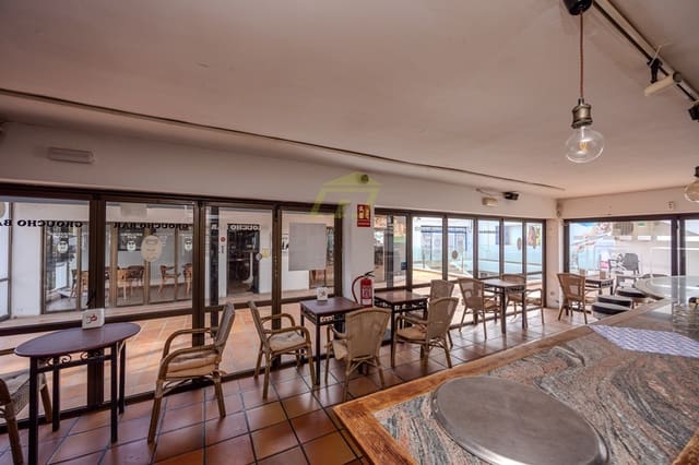 Commercial for sale in Puerto del Carmen, Tías - € 320,000 (Ref: 9035588)