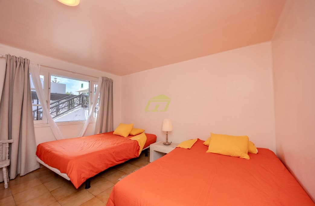 2 soveværelse Lejlighed til salg i Costa Teguise med swimmingpool - € 295.000 (Ref: 9061455)