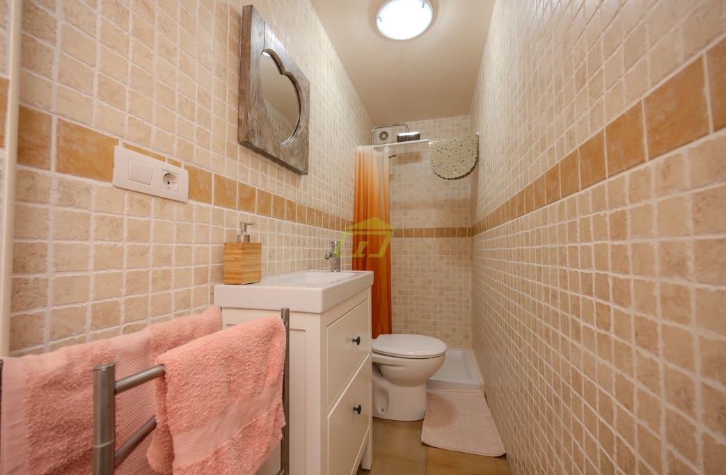 2 soveværelse Lejlighed til salg i Costa Teguise med swimmingpool - € 295.000 (Ref: 9061455)