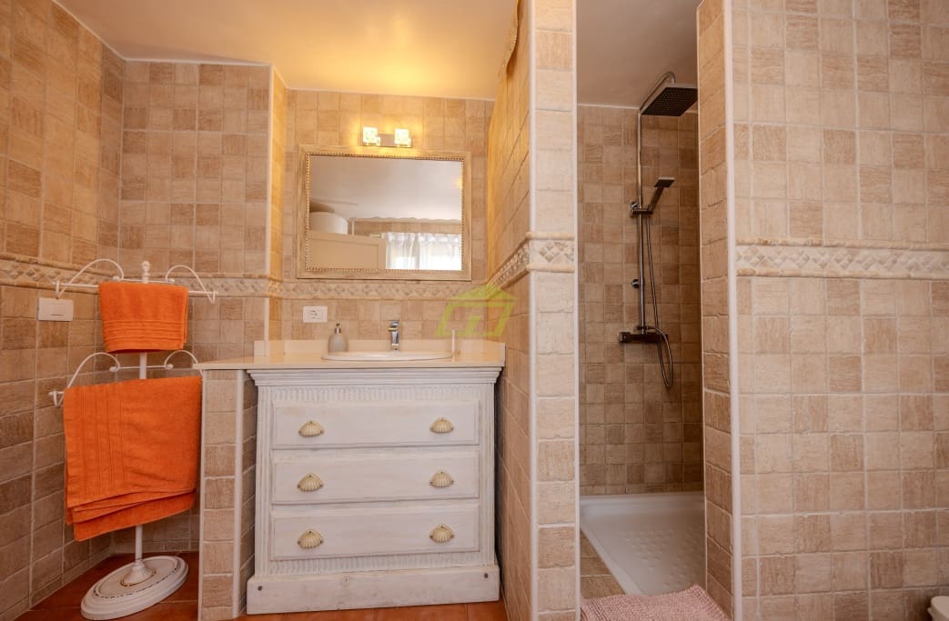 2 soveværelse Lejlighed til salg i Costa Teguise med swimmingpool - € 295.000 (Ref: 9061455)