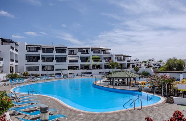 2 soveværelse Lejlighed til salg i Costa Teguise, Teguise med swimmingpool - € 360.000 (Ref: 9061455)