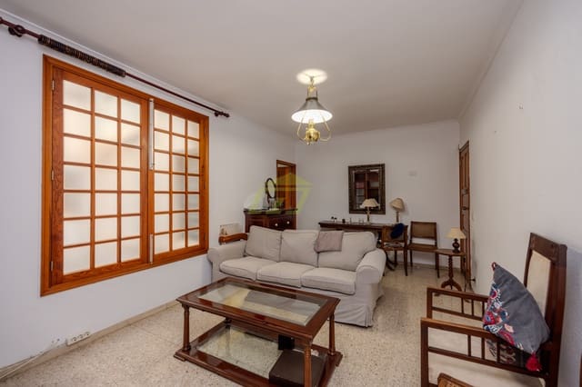 4 soveværelse Lejlighed til salg i Arrecife med garage - € 285.000 (Ref: 9074395)