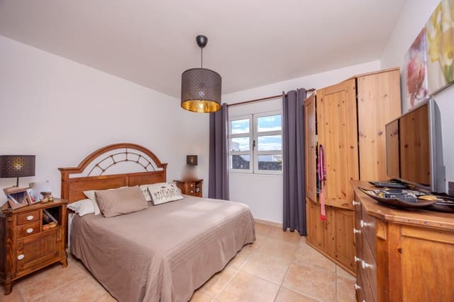 4 camera da letto Villa in vendita in Tías con piscina garage - 680.000 € (Rif: 9103853)