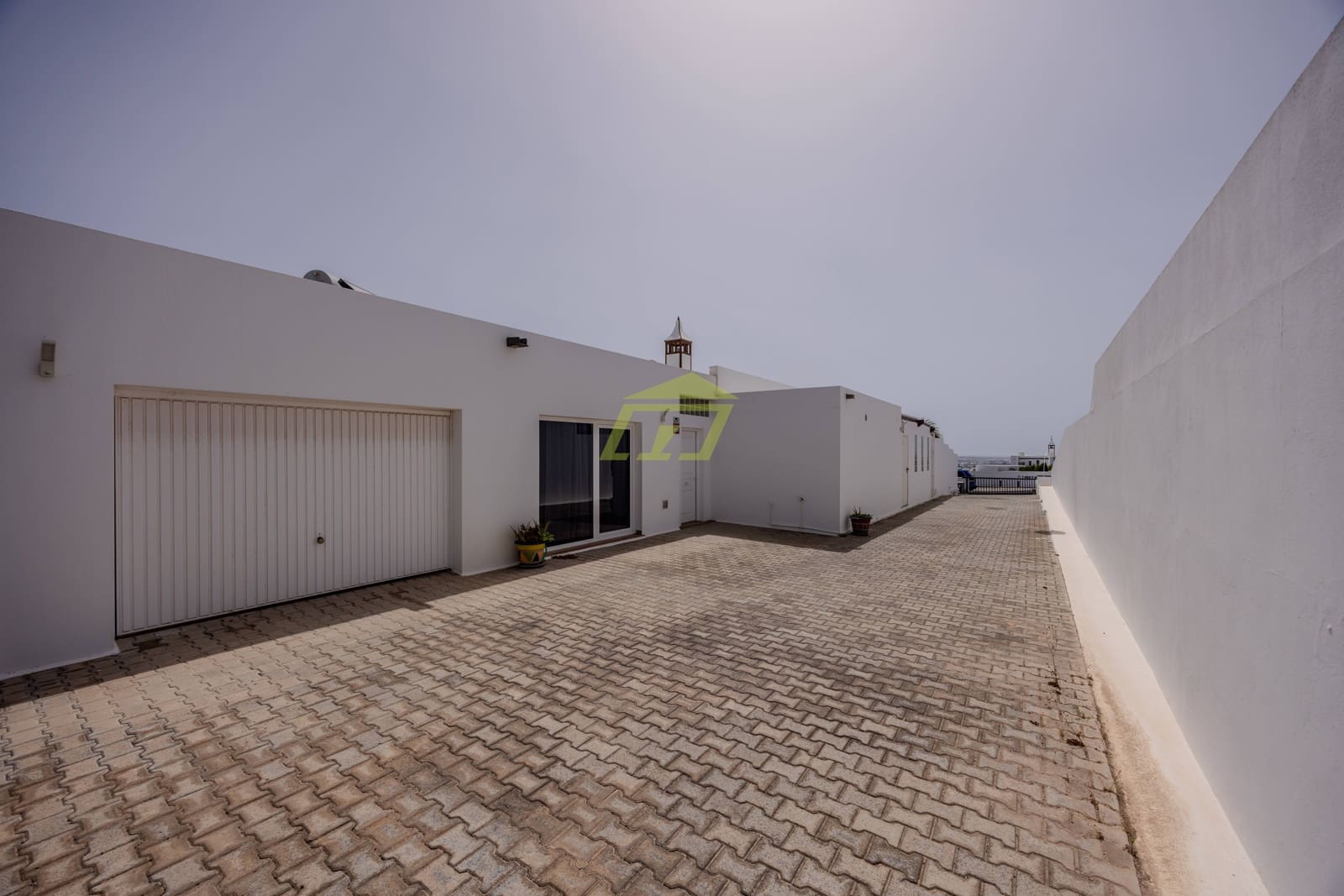 3 chambre Villa/Maison à vendre à Playa Blanca avec piscine garage - 549 000 € (Ref: 9131444)