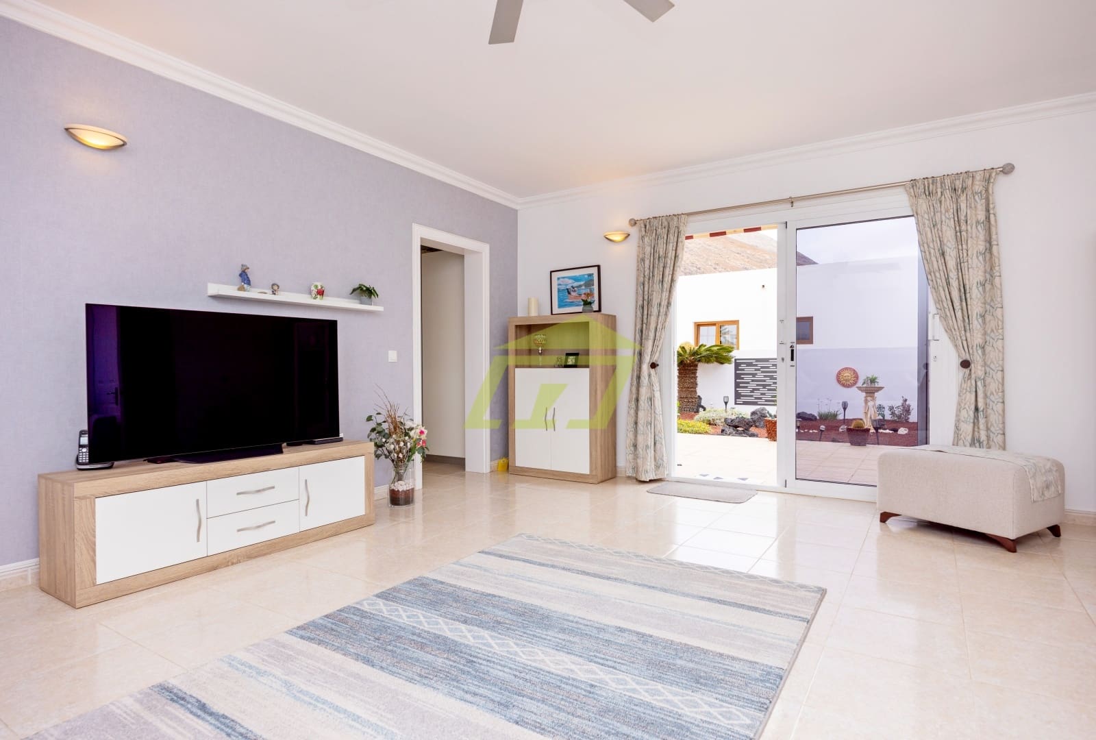 3 chambre Villa/Maison à vendre à Yaiza avec piscine garage - 565 000 € (Ref: 9142358)