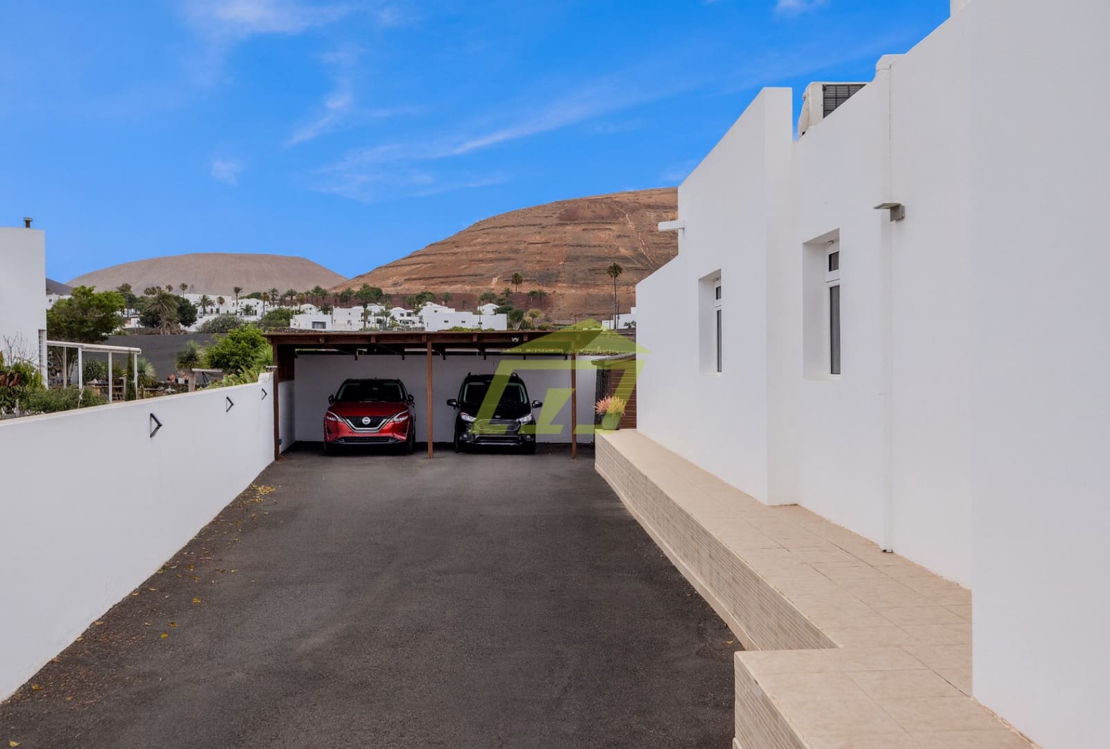 3 chambre Villa/Maison à vendre à Yaiza avec piscine garage - 565 000 € (Ref: 9142358)