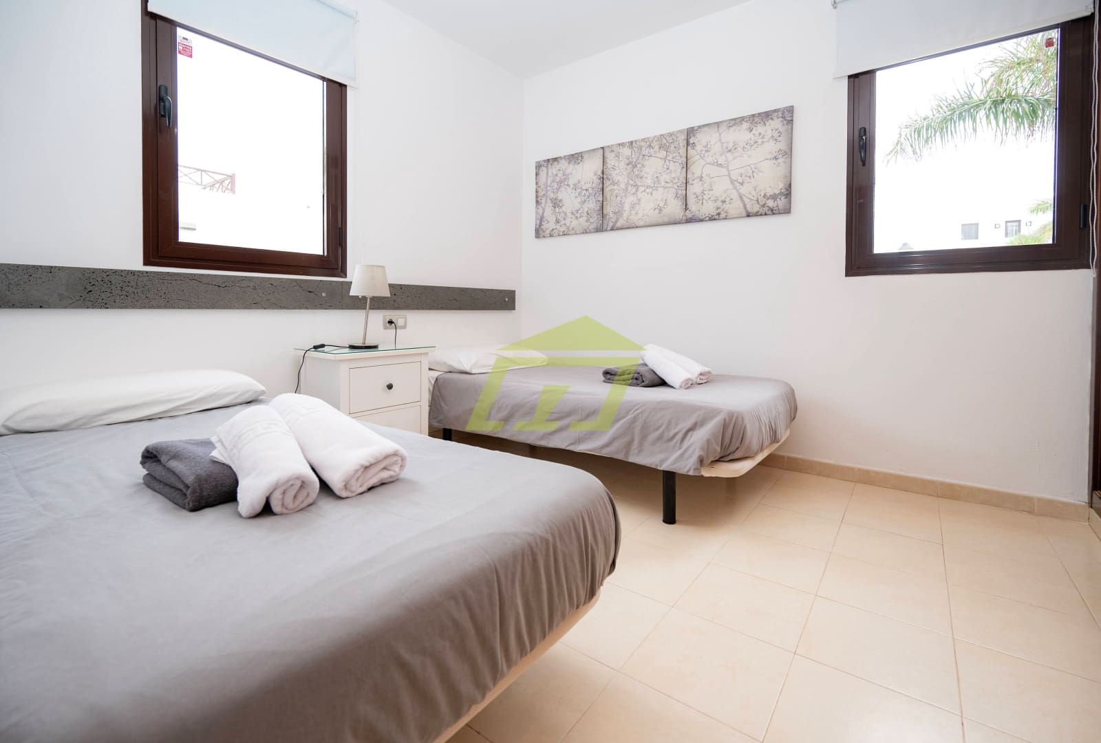 3 bedroom Villa for sale in Playa Blanca with pool garage - € 597,500 (Ref: 9161523)