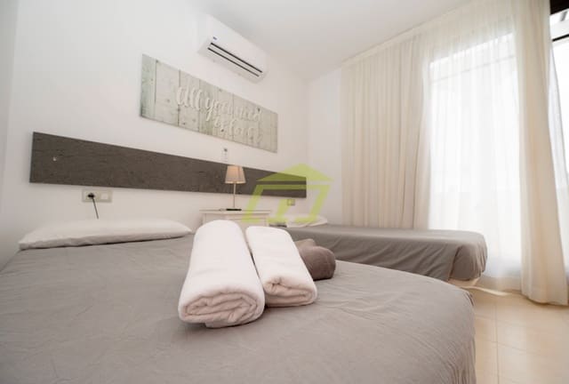 3 quarto Moradia para venda em Playa Blanca, Yaiza com piscina garagem - 597 500 € (Ref: 9161523)