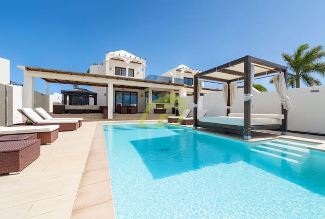 3 Zimmer Villa zu verkaufen in Playa Blanca, Yaiza mit Pool Garage - 597.500 € (Ref: 9161523)