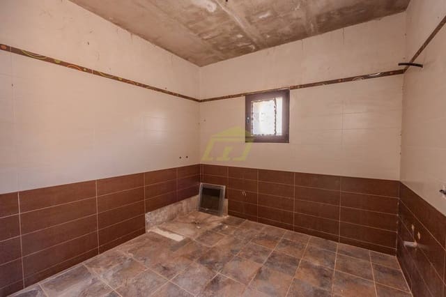 3 soveværelse Villa til salg i Uga, Yaiza med swimmingpool garage - € 359.000 (Ref: 9191723)