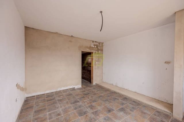 3 soveværelse Villa til salg i Uga, Yaiza med swimmingpool garage - € 359.000 (Ref: 9191723)