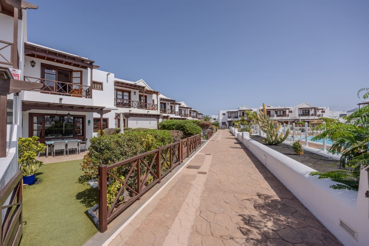 3 soveværelse Rækkehus til salg i Playa Blanca med swimmingpool garage - € 429.000 (Ref: 9191724)