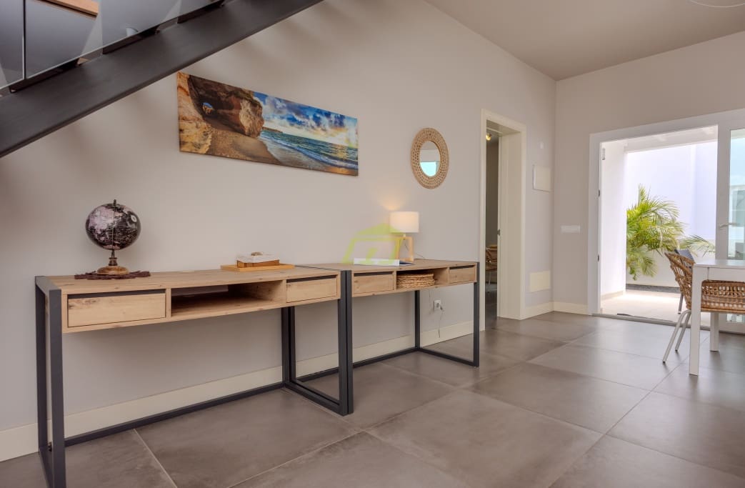 3 soveværelse Villa til salg i Costa Teguise med garage - € 598.000 (Ref: 9200873)