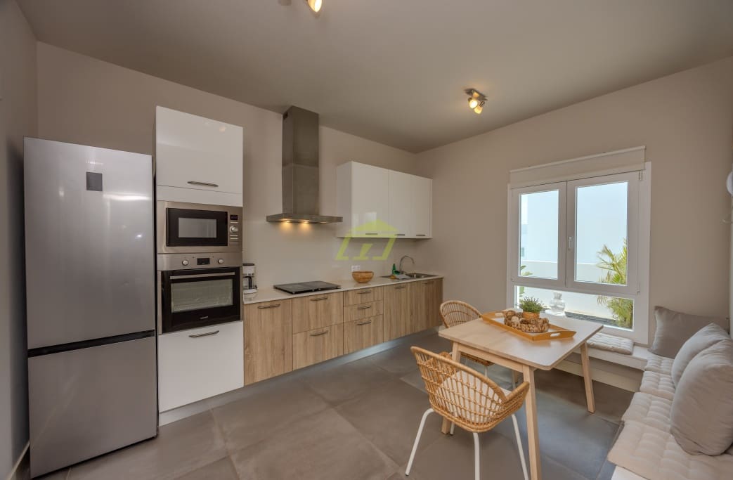 3 soveværelse Villa til salg i Costa Teguise med garage - € 598.000 (Ref: 9200873)