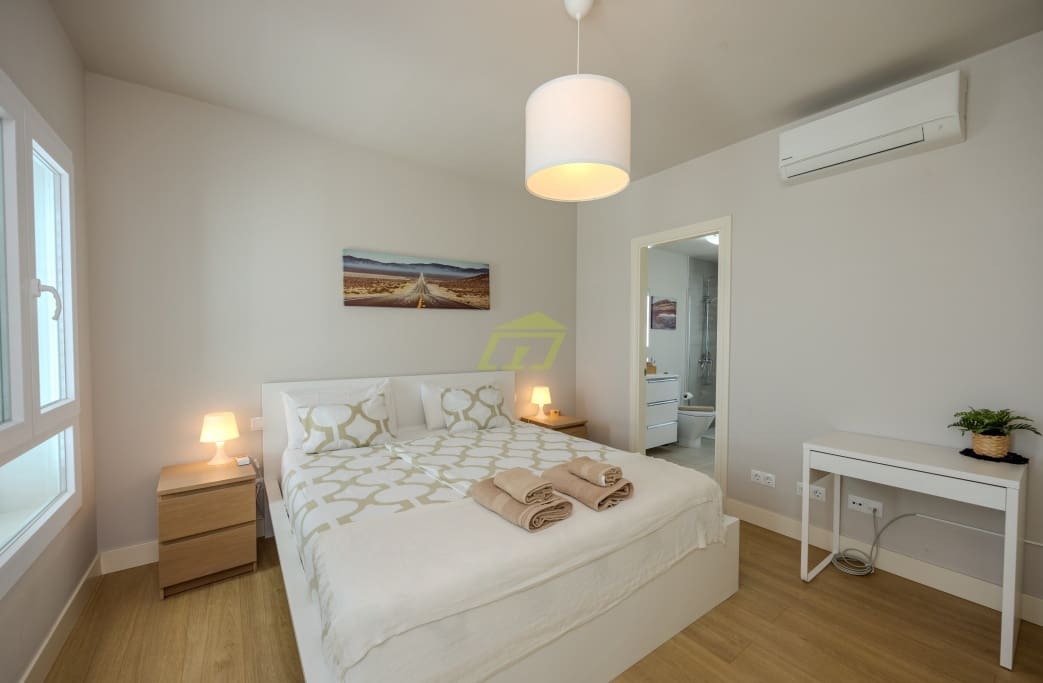 3 soveværelse Villa til salg i Costa Teguise med garage - € 598.000 (Ref: 9200873)