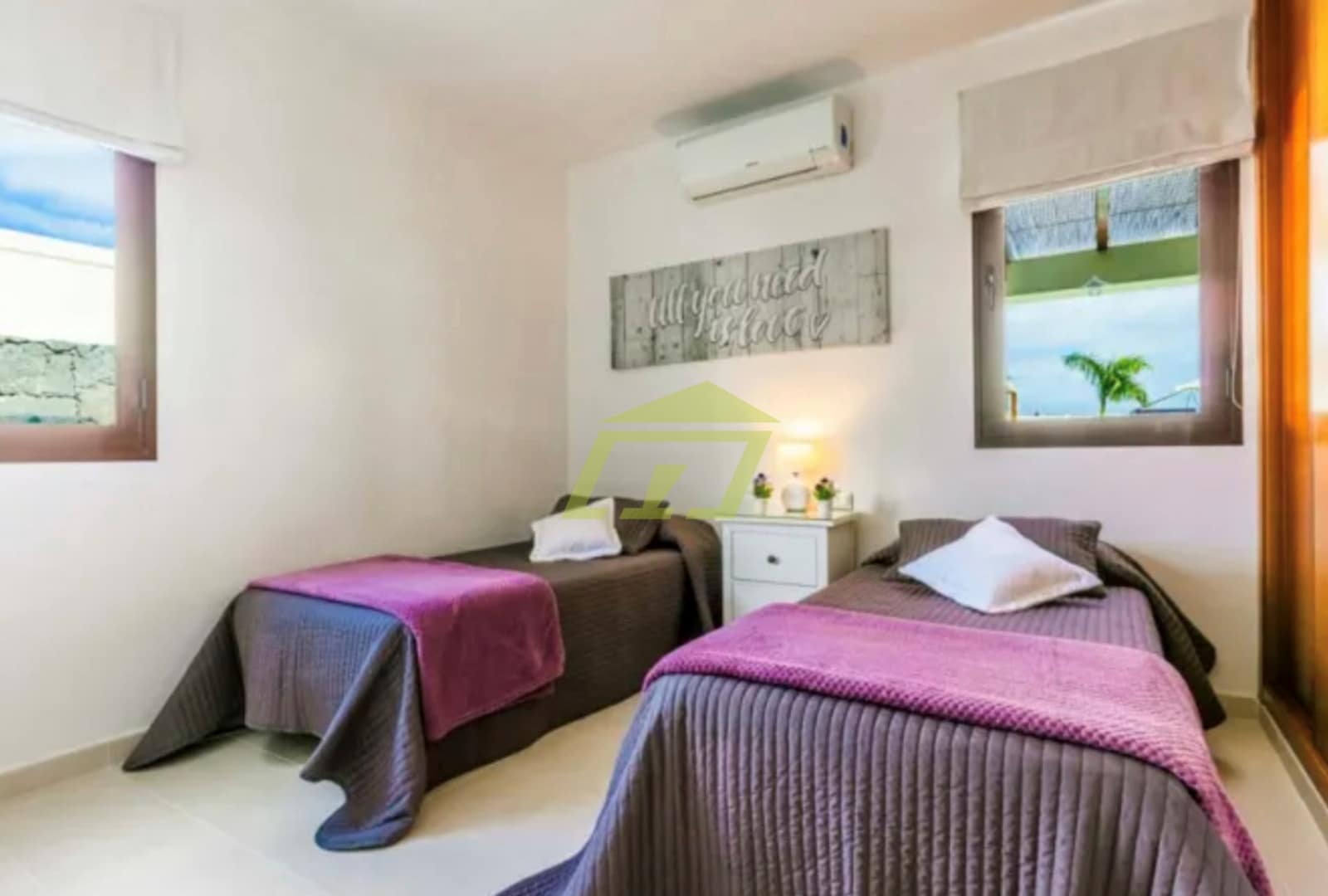 4 sovrum Semi-fristående Villa till salu i Playa Blanca med pool garage - 669 000 € (Ref: 9203159)