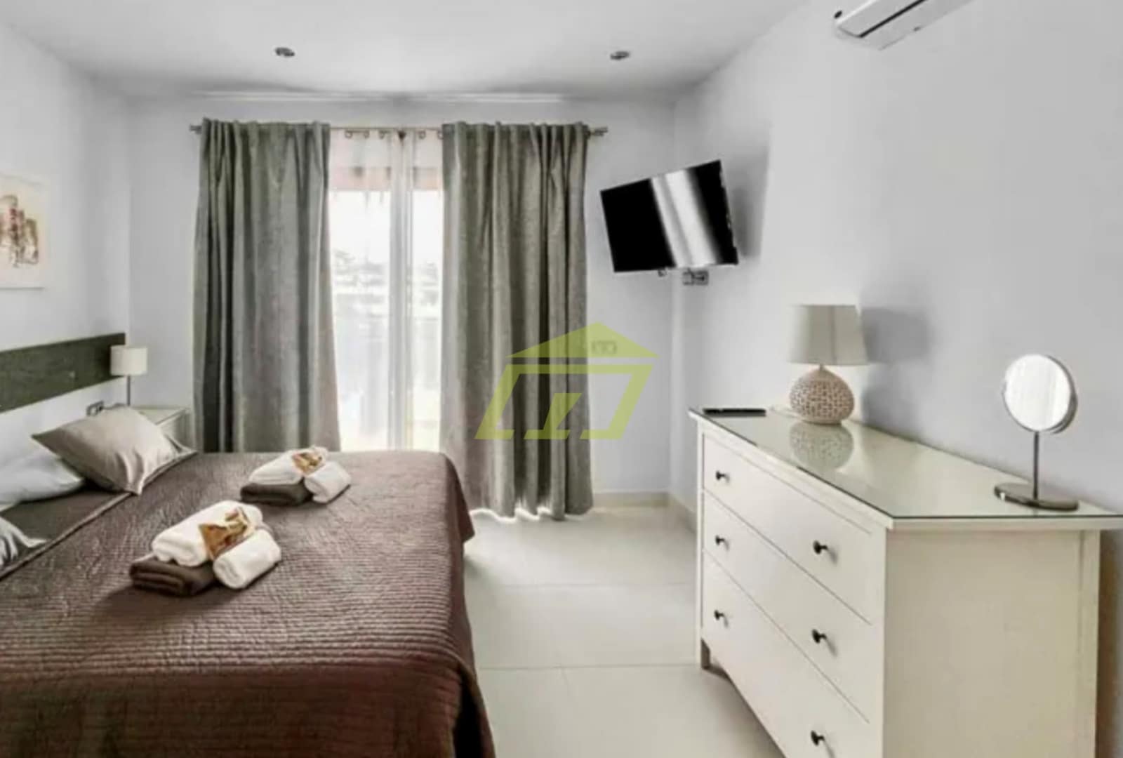 4 sovrum Semi-fristående Villa till salu i Playa Blanca med pool garage - 669 000 € (Ref: 9203159)