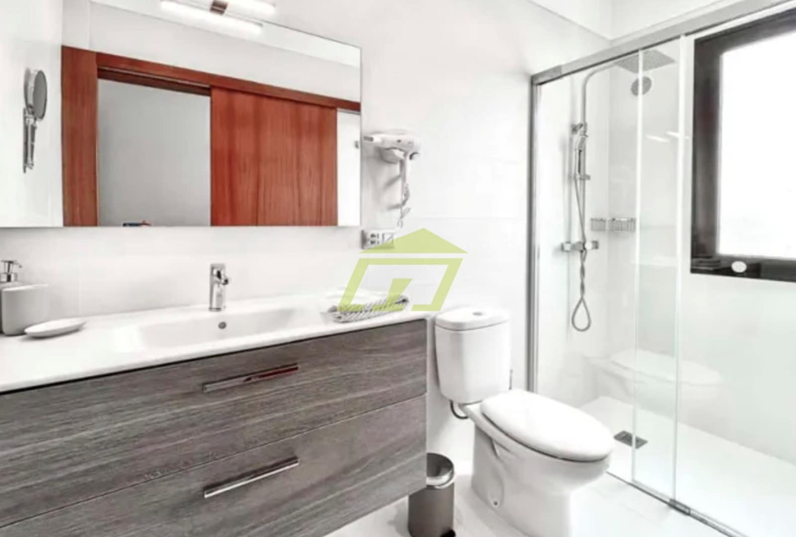 4 sovrum Semi-fristående Villa till salu i Playa Blanca med pool garage - 669 000 € (Ref: 9203159)