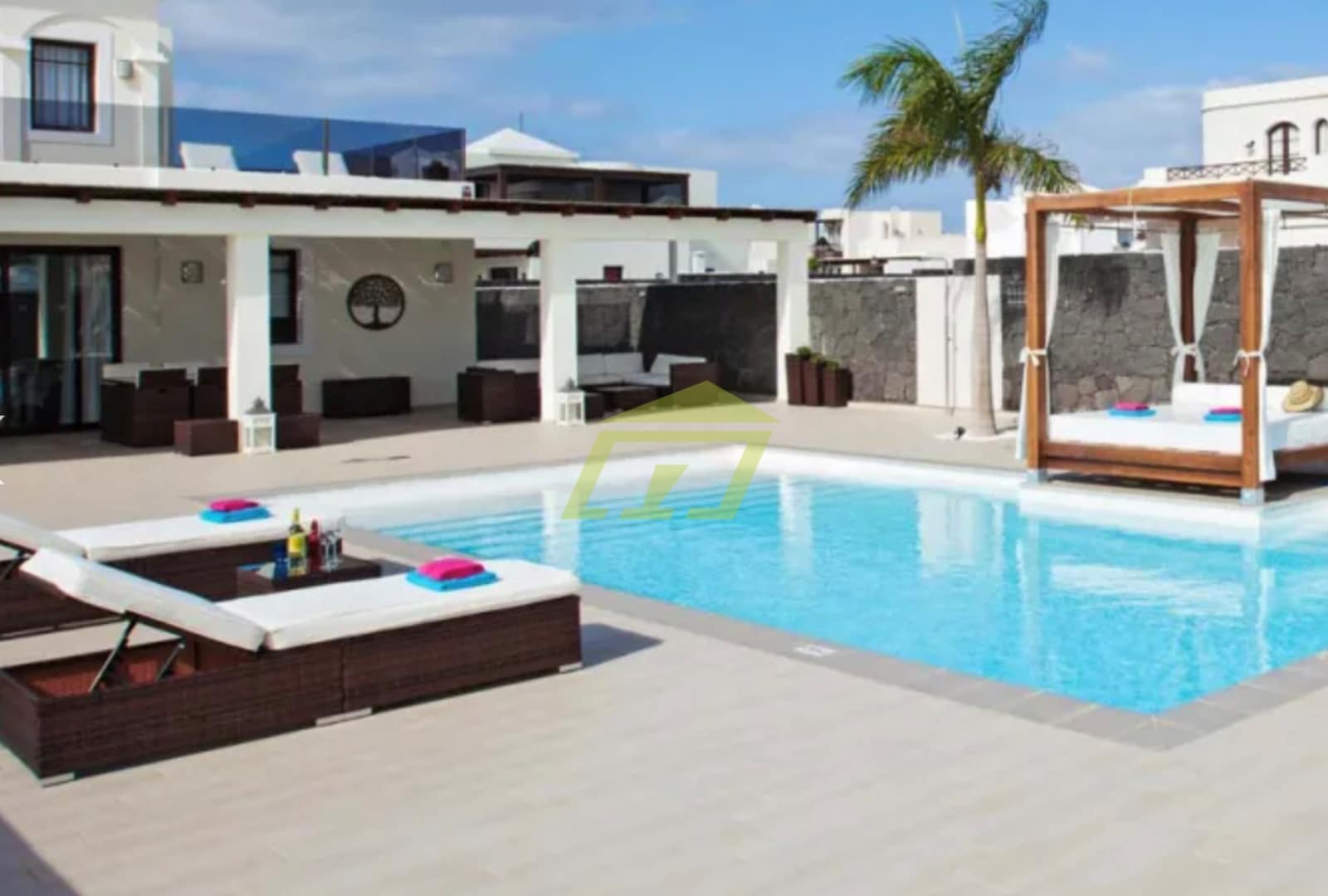 4 sovrum Semi-fristående Villa till salu i Playa Blanca med pool garage - 669 000 € (Ref: 9203159)
