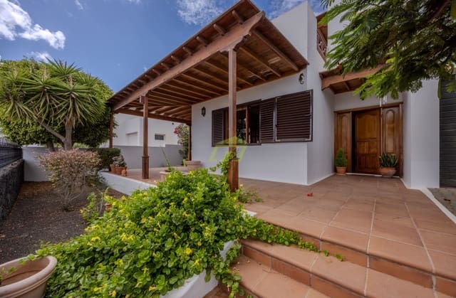 4 soveværelse Villa til salg i Tahiche, Teguise med garage - € 499.000 (Ref: 9282585)