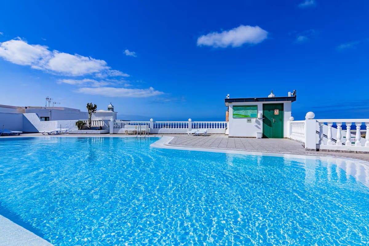 1 soverom Leilighet til salgs i Puerto del Carmen med svømmebasseng - € 220 000 (Ref: 9283144)