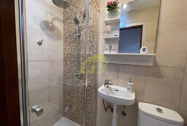 3 slaapkamer Rijtjeshuis te koop in Playa Blanca, Yaiza met garage - € 375.000 (Ref: 9298741)