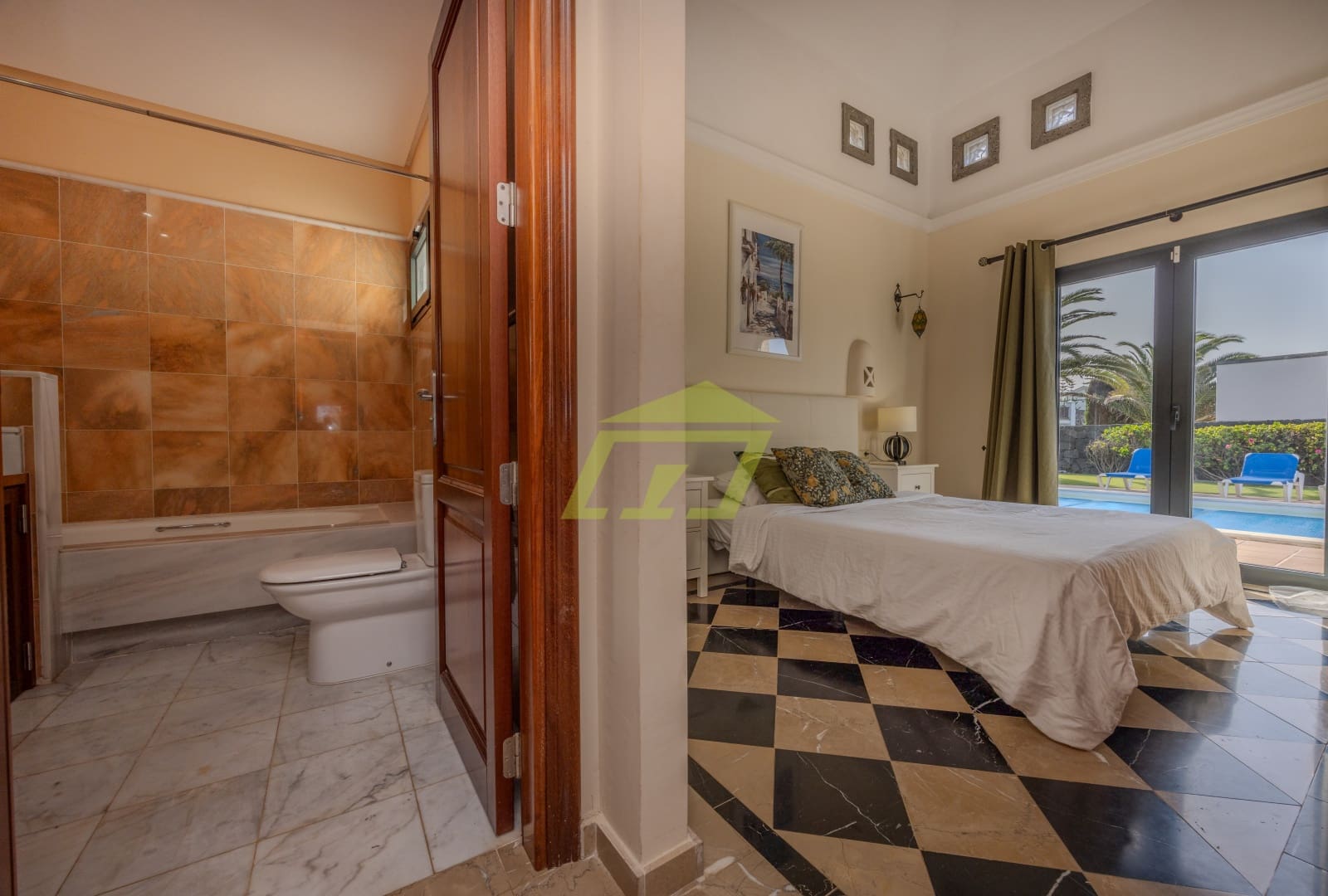 2 quarto Moradia para venda em Playa Blanca com piscina garagem - 485 000 € (Ref: 9301912)