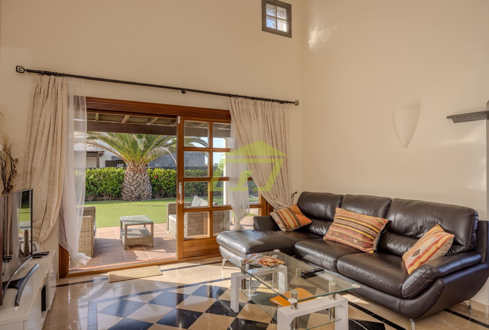 2 quarto Moradia para venda em Playa Blanca com piscina garagem - 485 000 € (Ref: 9301912)