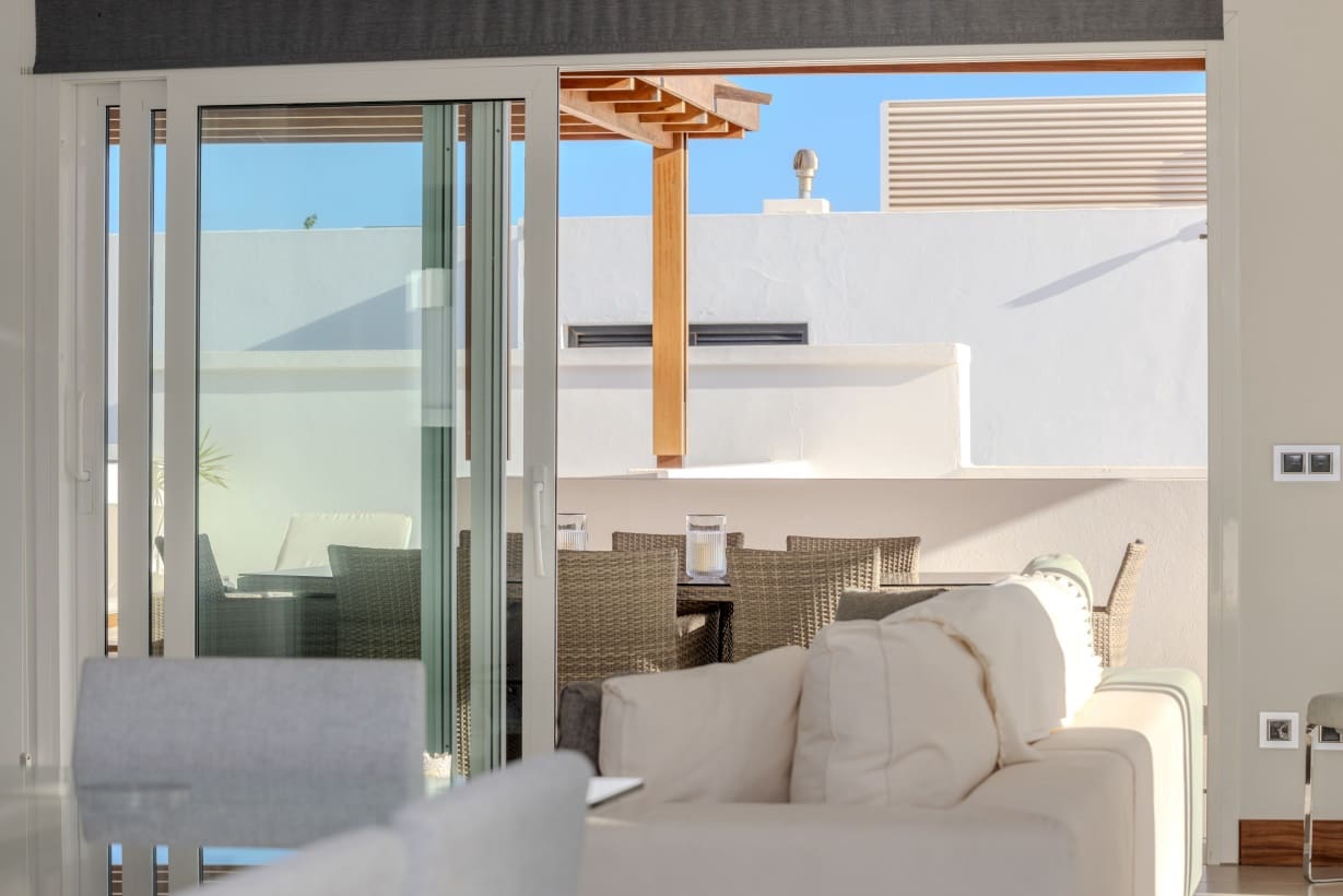 5 soverom Villa til salgs i Puerto Calero med svømmebasseng garasje - € 1 450 000 (Ref: 9301932)