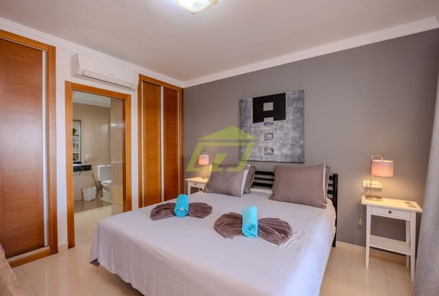 5 quarto Moradia Geminada para venda em Playa Blanca, Yaiza com piscina garagem - 699 000 € (Ref: 9309104)