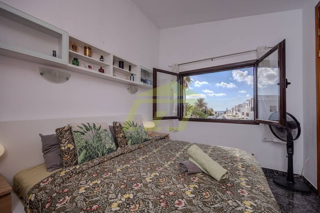 2 slaapkamer Rijtjeshuis te koop in Playa Honda - € 299.000 (Ref: 9360766)