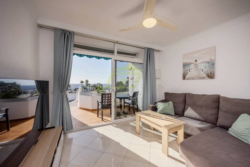 1 soveværelse Lejlighed til salg i Puerto del Carmen med swimmingpool - € 249.000 (Ref: 9363001)