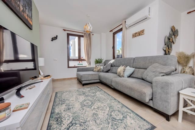 3 slaapkamer Halfvrijstaande villa te koop in Playa Blanca, Yaiza met zwembad garage - € 475.000 (Ref: 9391164)