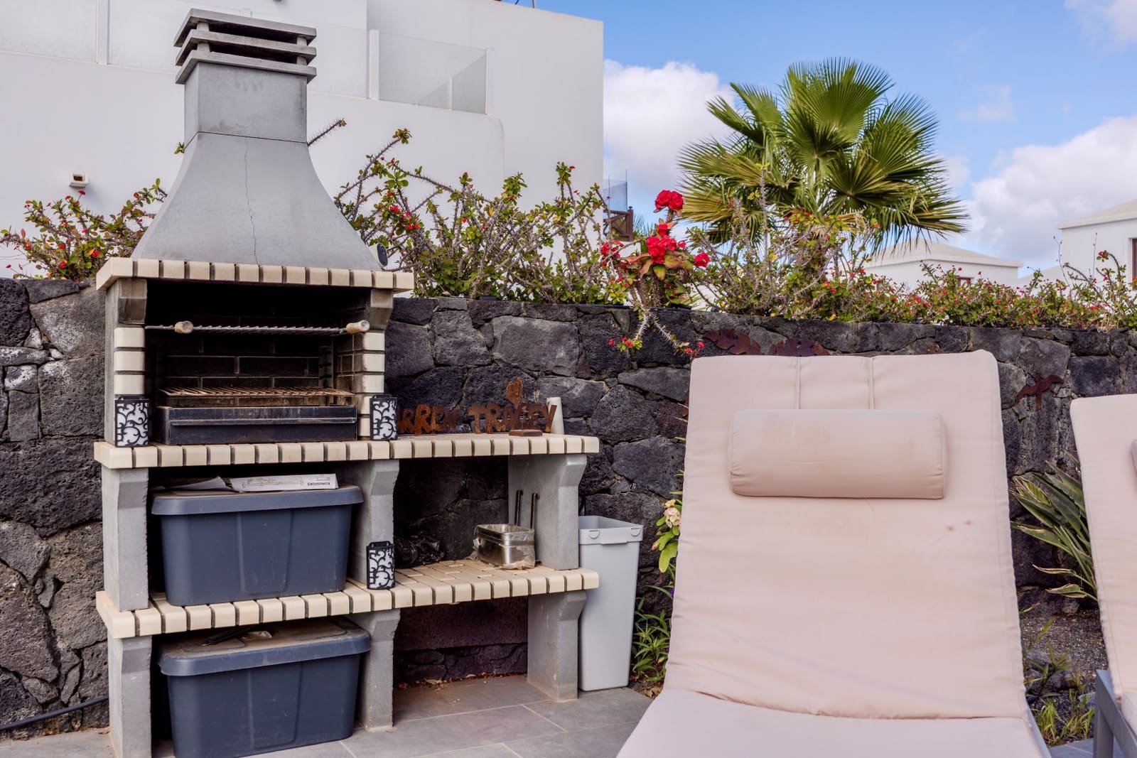 3 makuuhuone Paritalo myytävänä paikassa Playa Blanca mukana uima-altaan 
autotalli - 475 000 € (Ref: 9391164)