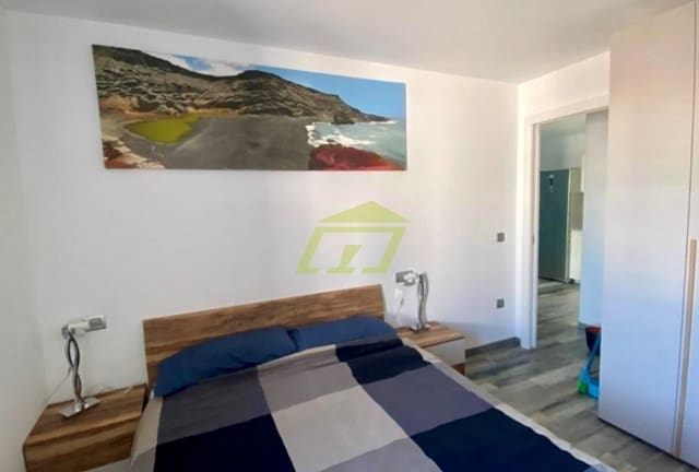 2 soverom Leilighet til salgs i Playa Blanca, Yaiza - € 365 000 (Ref: 9396861)