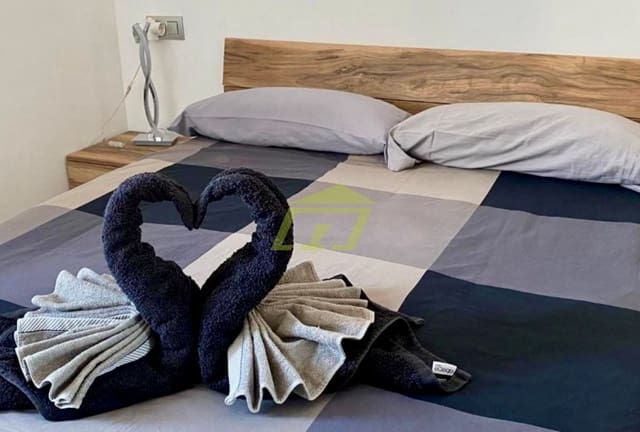 2 soverom Leilighet til salgs i Playa Blanca, Yaiza - € 365 000 (Ref: 9396861)