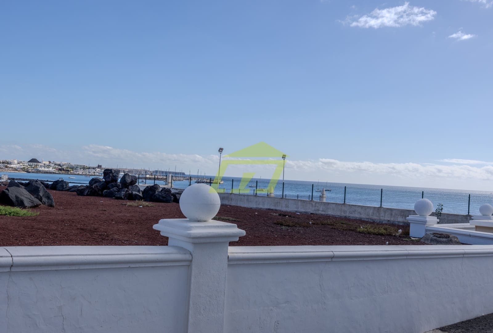 2 makuuhuone Huoneisto myytävänä paikassa Playa Blanca - 365 000 € (Ref: 9396861)