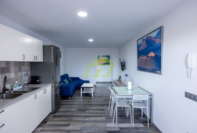 2 sypialnia Apartament na sprzedaż w Playa Blanca, Yaiza - 365 000 € (Ref: 9396861)