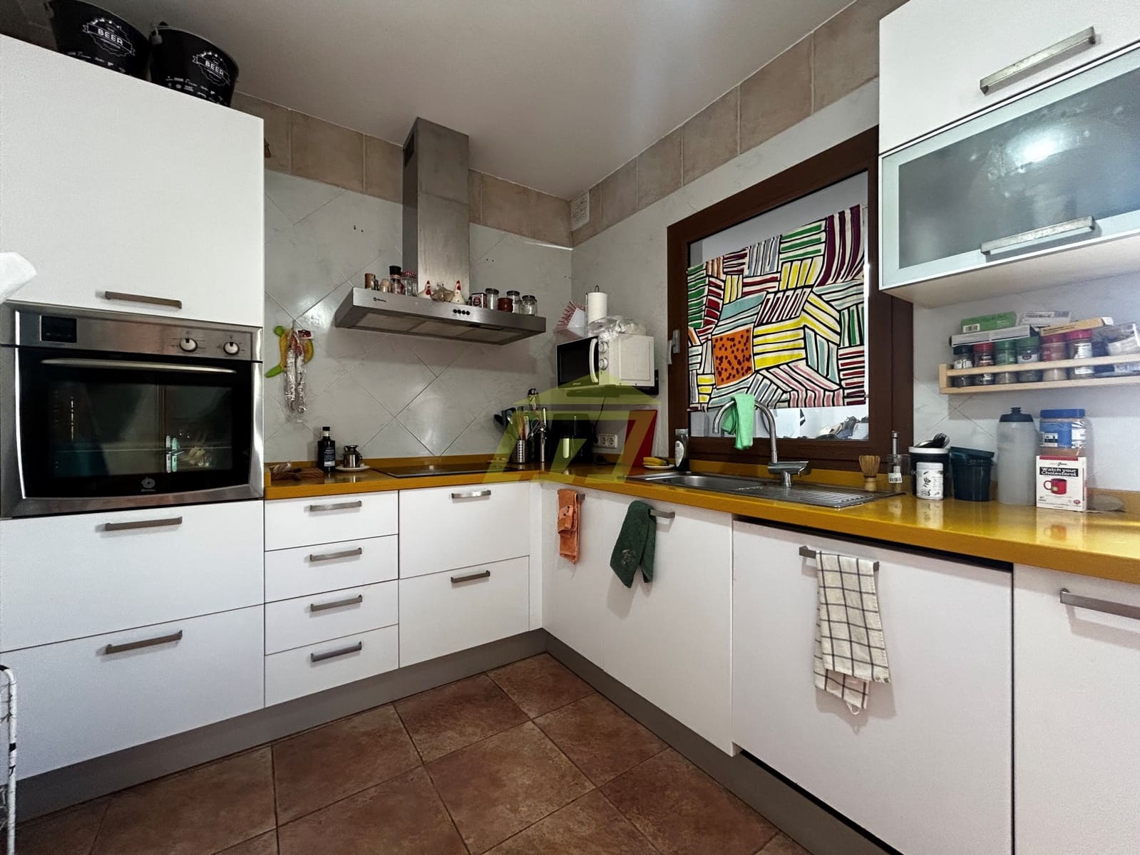 3 soveværelse Villa til salg i Costa Teguise med swimmingpool - € 469.000 (Ref: 9410060)