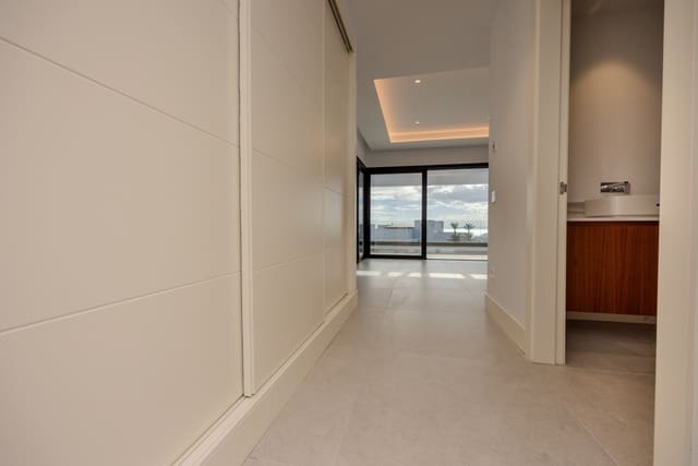 6 soveværelse Villa til salg i Puerto Calero, Yaiza med swimmingpool garage - € 2.600.000 (Ref: 9417696)