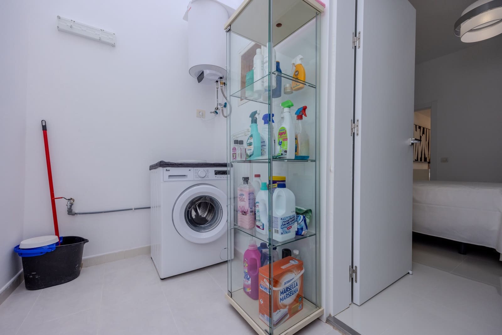 2 soverom Bungalow til salgs i Playa Honda med svømmebasseng - € 480 000 (Ref: 9417704)