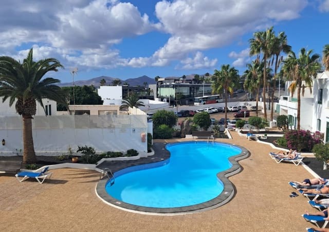 2 sovrum Lägenhet till salu i Puerto del Carmen, Tías med pool - 289 500 € (Ref: 9417706)