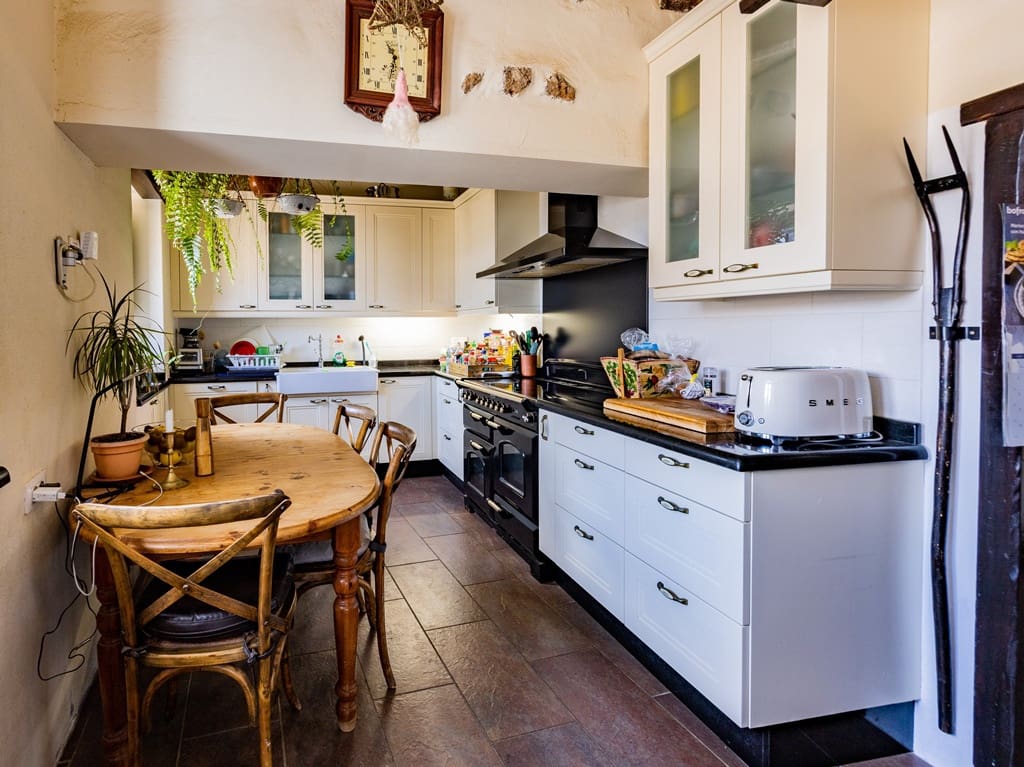 7 soveværelse Villa til salg i Tinajo med swimmingpool garage - € 895.000 (Ref: 9432660)